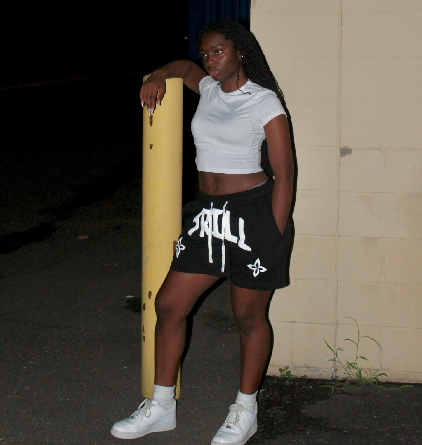 TRILL SHORTS - BLACK/WHITE